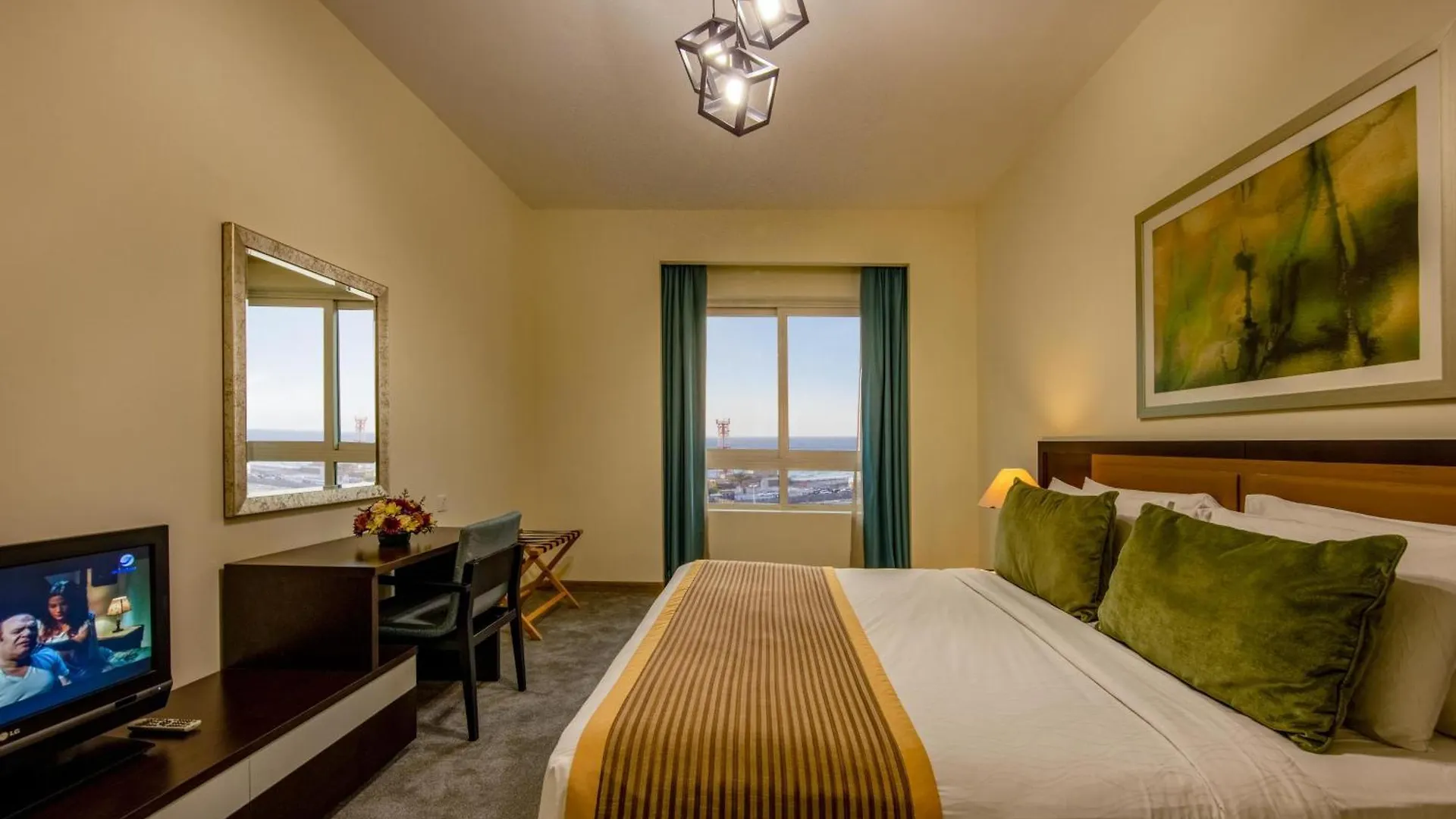 Time Ruby Hotel Apartment Шарджа 3*,  ОАЭ