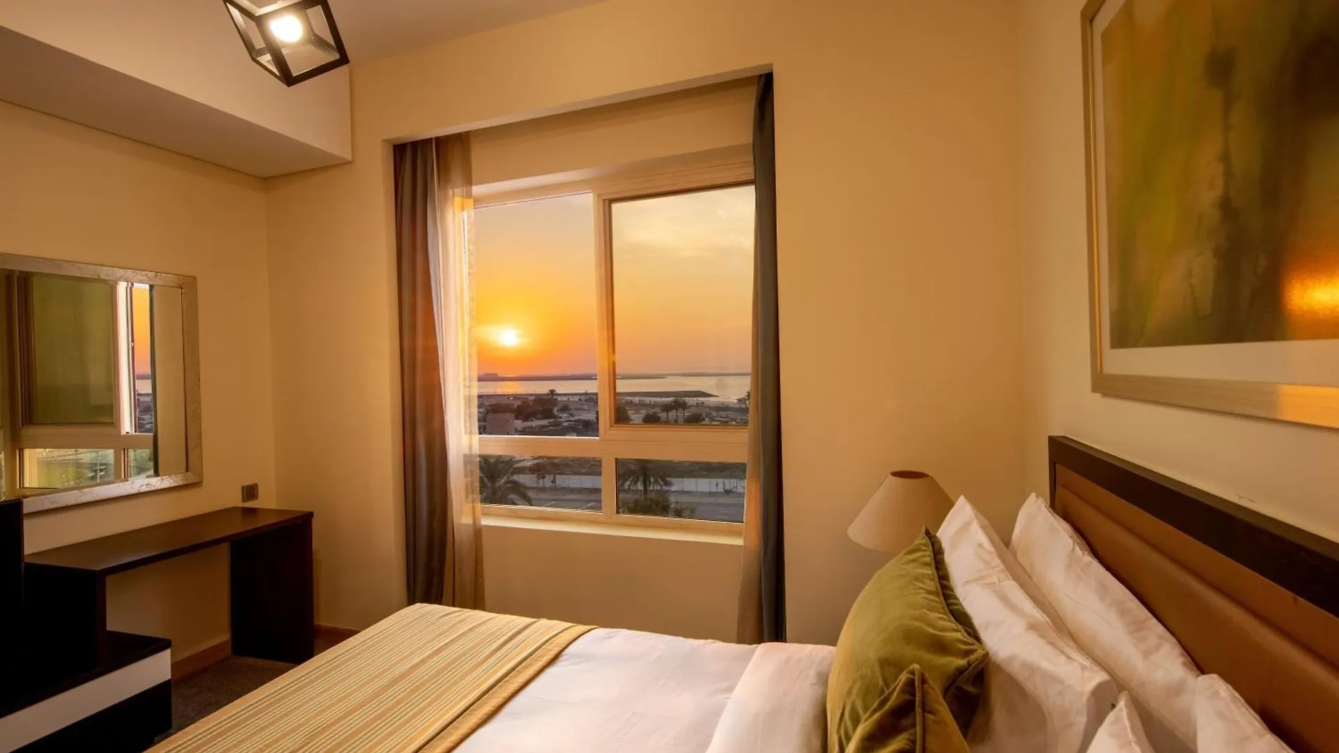 Time Ruby Hotel Apartment Шарджа